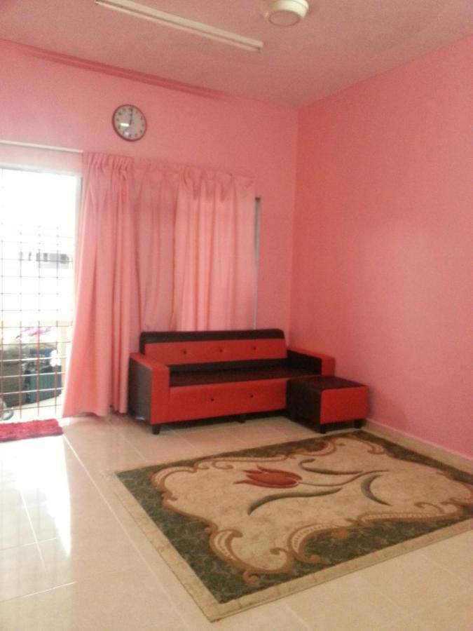 Yasmeen Homestay Kemaman Chukai Luaran gambar